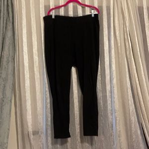 Torrid size 3 black leggings with lattice and mesh back detail